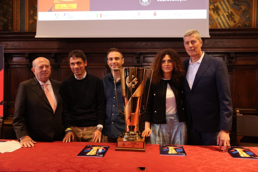 Foto di gruppo Presentazione Eurovolley 2023 perugia